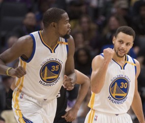 库里：2016年杜兰特来勇士 因为他知道在这里能够打得开心&amp;amp;去争冠