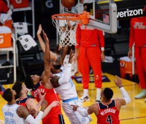 ky Sports-出战43分钟手感冰封 詹姆斯：受伤了才会考虑休息