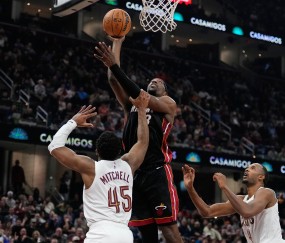 ky Sports-阿德巴约17+10+7米切尔28分 热火力克骑士止住5连败